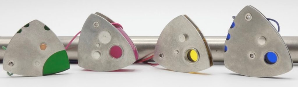 Dhoek-4-in-a-row-pewter-multi-colours-pendants